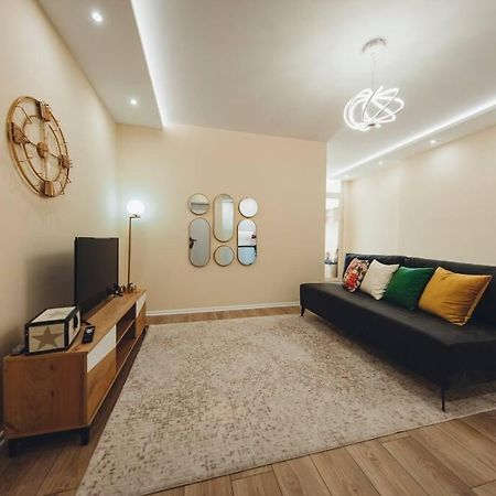 Luxury Apartment At Myslym Shyri Tirana Zewnętrze zdjęcie