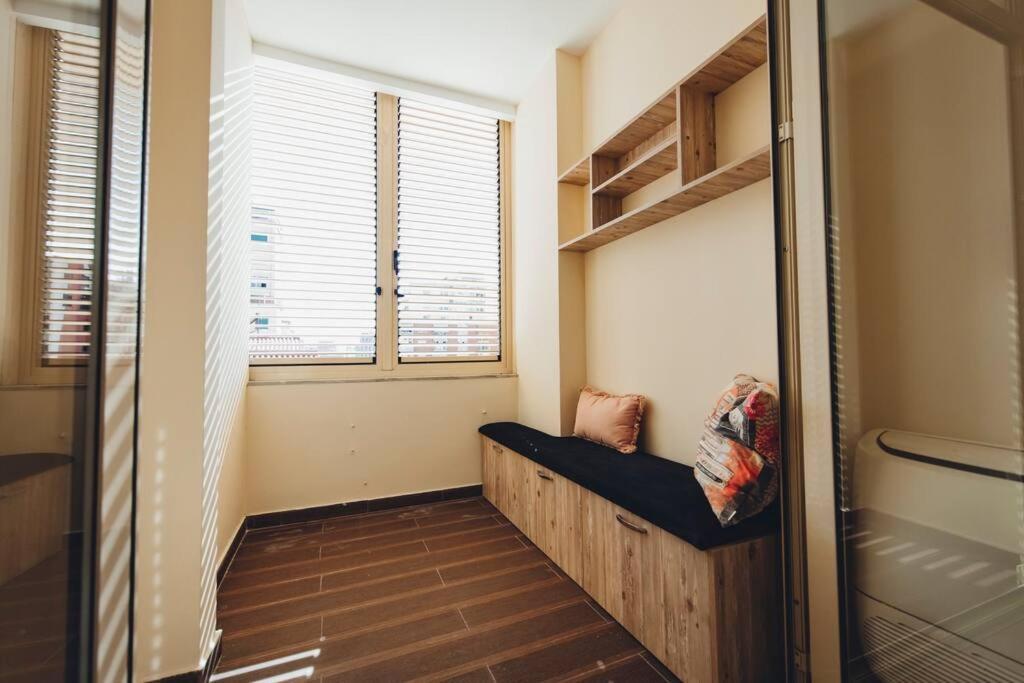 Luxury Apartment At Myslym Shyri Tirana Zewnętrze zdjęcie